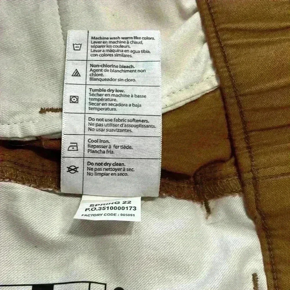 Carhartt Force Relaxed Fit‎ Twill 5 pocket work shorts. Size 42. 9 inch inseam. - Picture 9 of 9